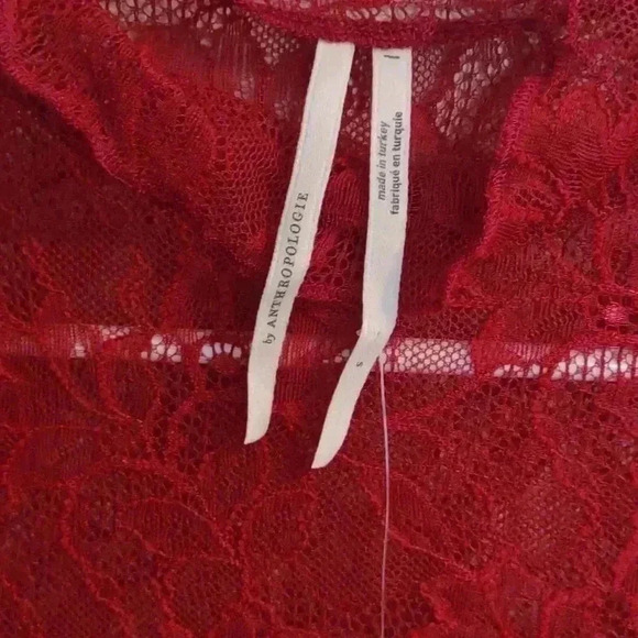 NWT Women's Anthropologie red lace top size small - Picture 3 of 5